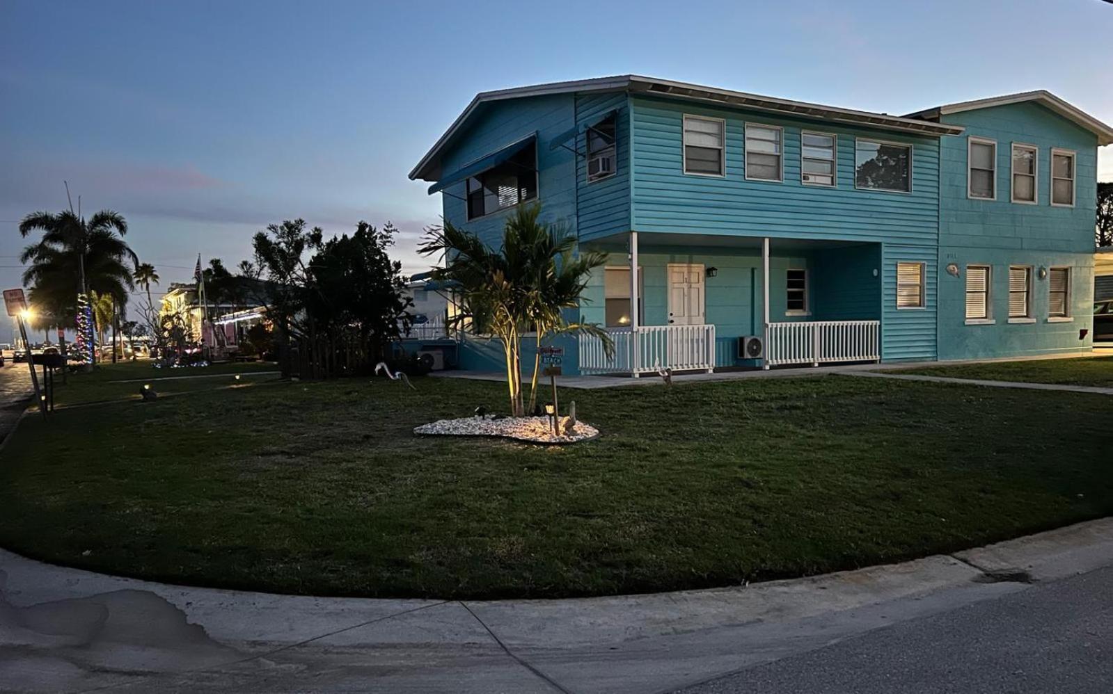 Lovely Vacation Home 1 Block From Beach & Downtown Gulfport St. Petersburg Luaran gambar