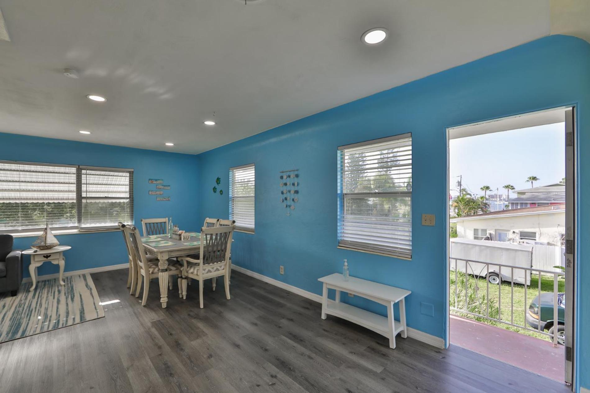 Lovely Vacation Home 1 Block From Beach & Downtown Gulfport St. Petersburg Luaran gambar