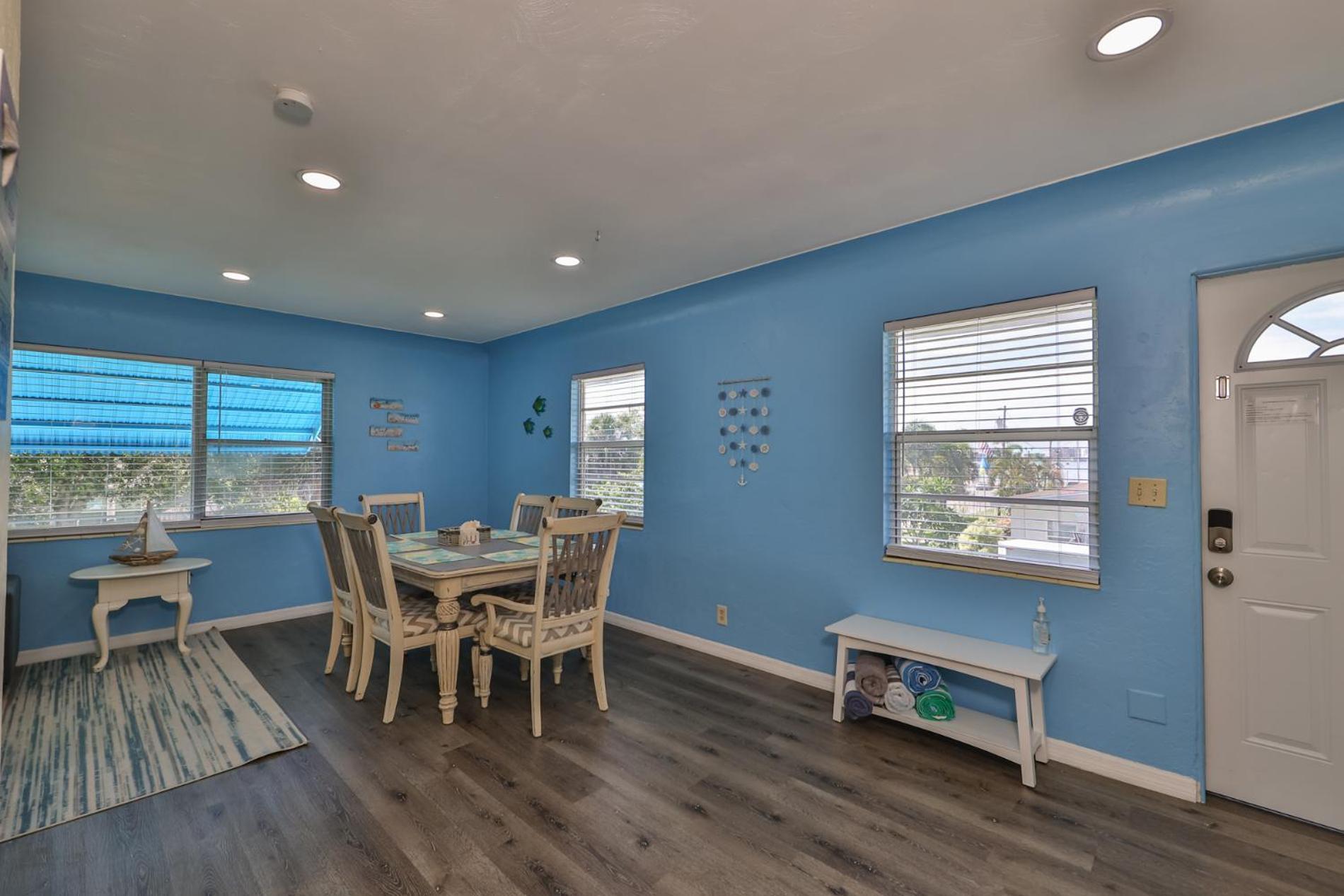 Lovely Vacation Home 1 Block From Beach & Downtown Gulfport St. Petersburg Luaran gambar